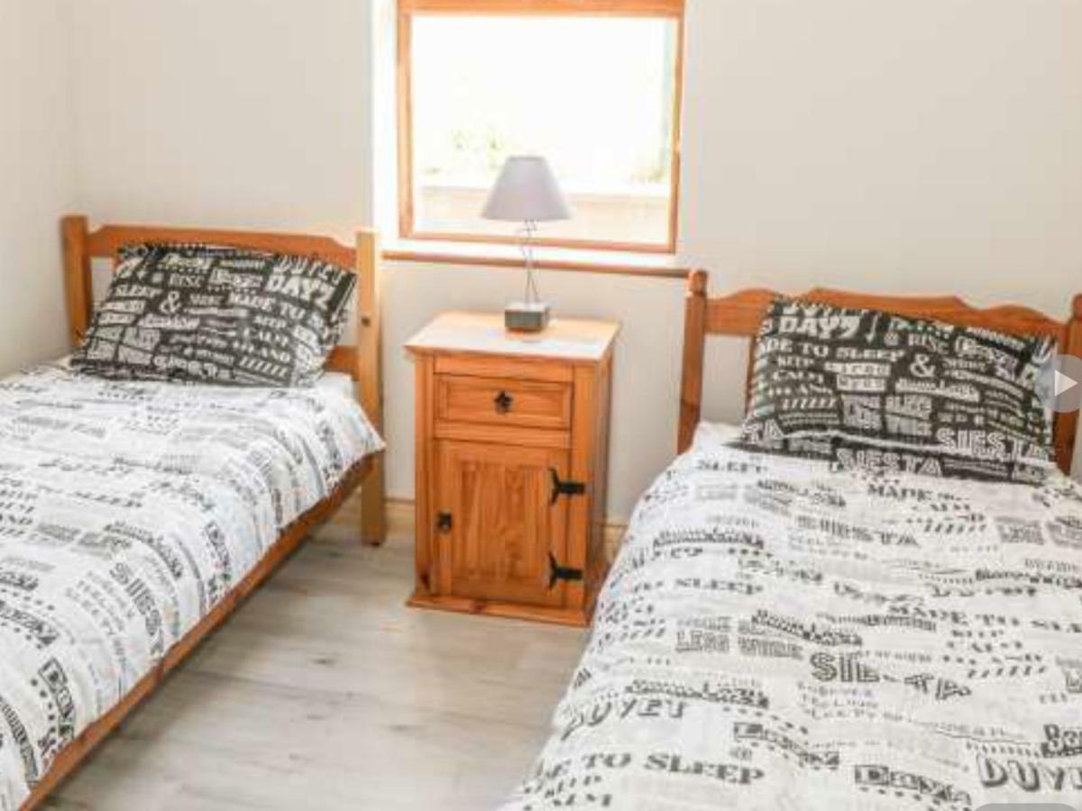 Reek View - Two Bedroom Cottage Westport Dış mekan fotoğraf